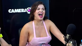 Karolay chaves peladinha fazendo sexo anal em HD