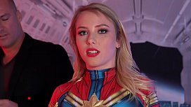 Captain marvel pornô anal amador com magrinha transando