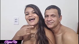 Webcam ao vivo porno com morena dando o cu